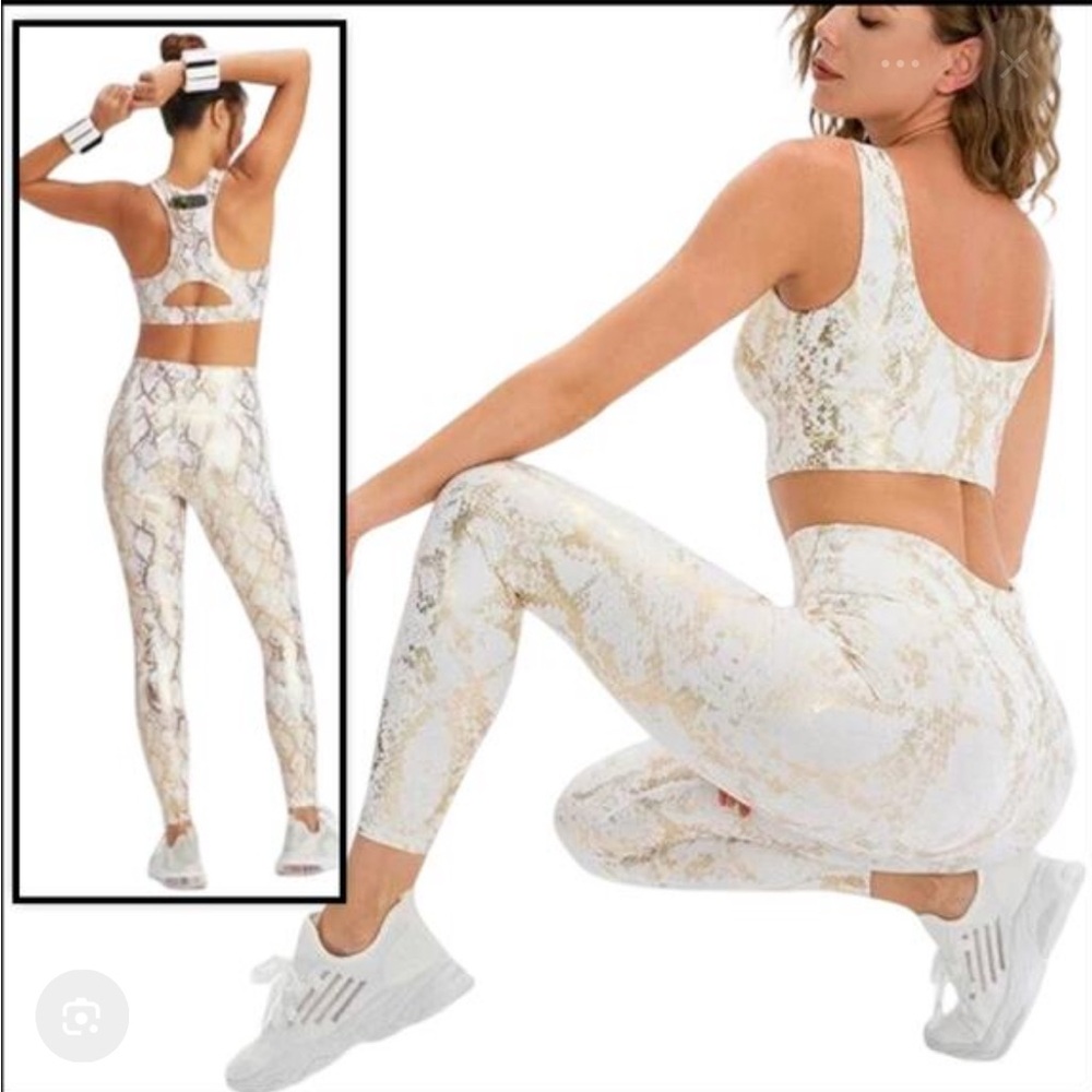 Women's On-The-Go Midi Medium Impact Sports Bra in Copper Foil Snake Print